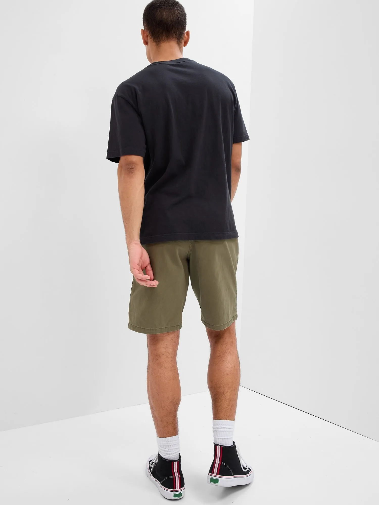 10" Essential Khaki Shorts with Washwell