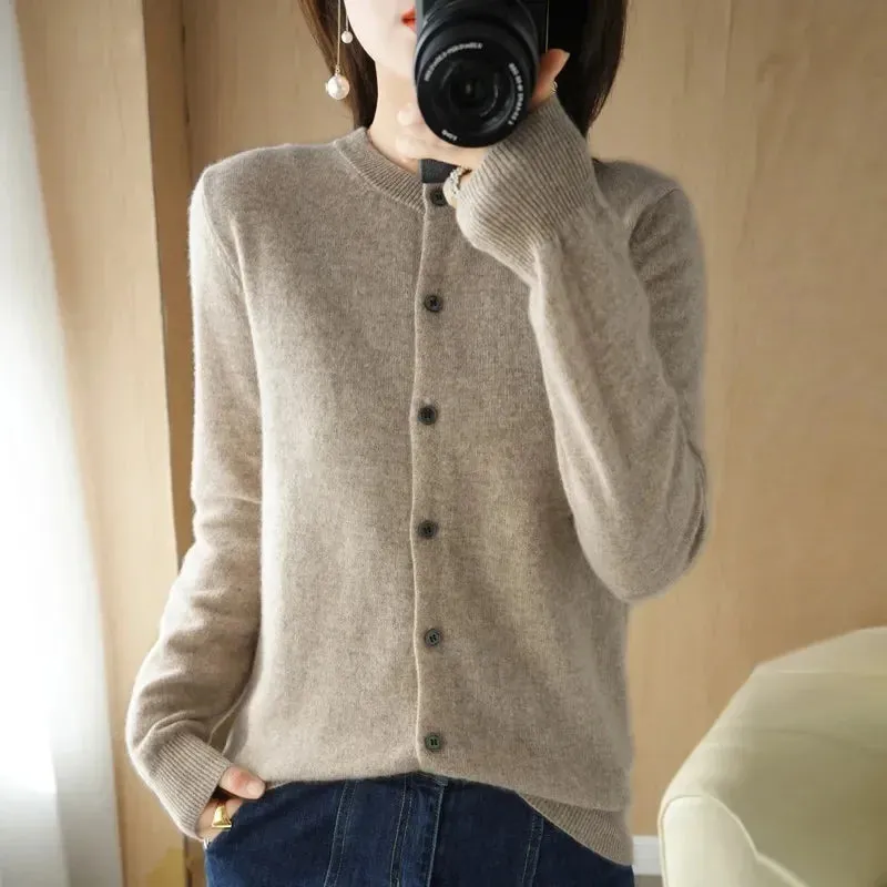 2024 Spring And Autumn New Female O-Neck Knitted Cardigan Short Coat Sweater Simple And Versatile Fashion Small Cardigan Outside