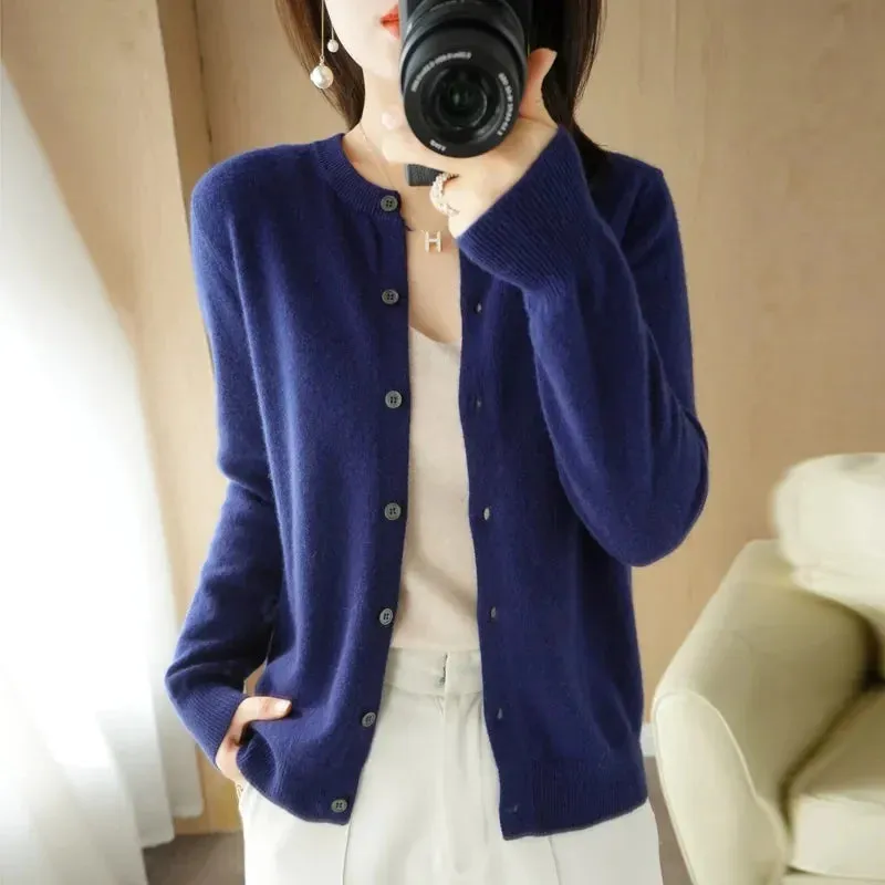 2024 Spring And Autumn New Female O-Neck Knitted Cardigan Short Coat Sweater Simple And Versatile Fashion Small Cardigan Outside