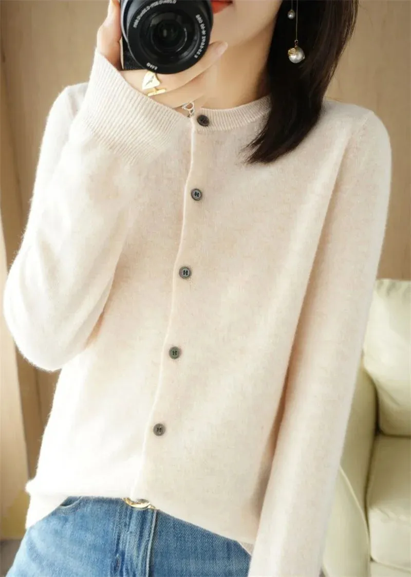 2024 Spring And Autumn New Female O-Neck Knitted Cardigan Short Coat Sweater Simple And Versatile Fashion Small Cardigan Outside