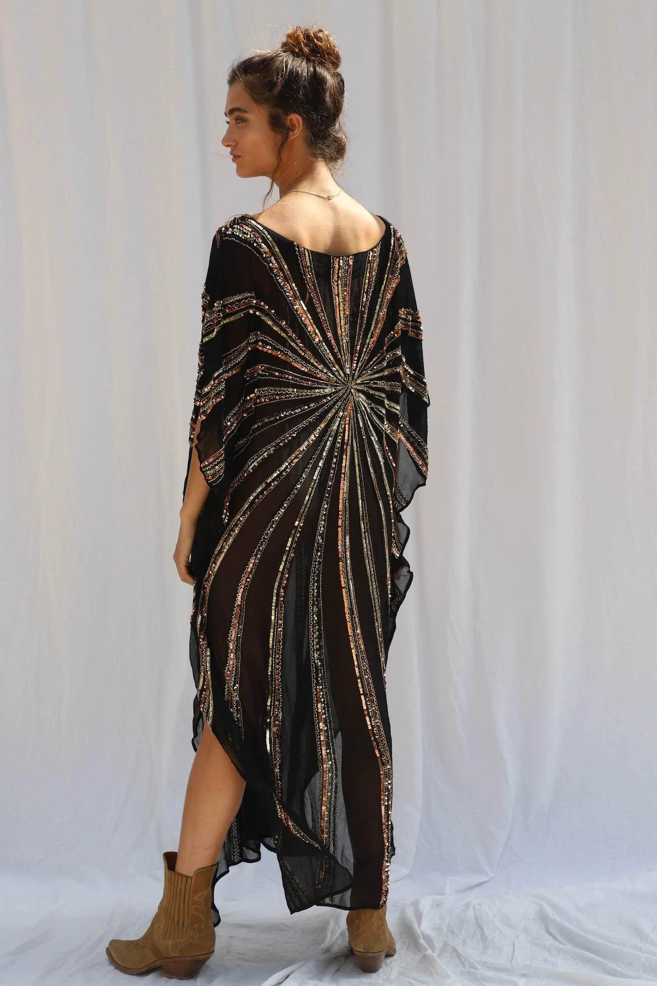 Avenue Kaftan in Starburst