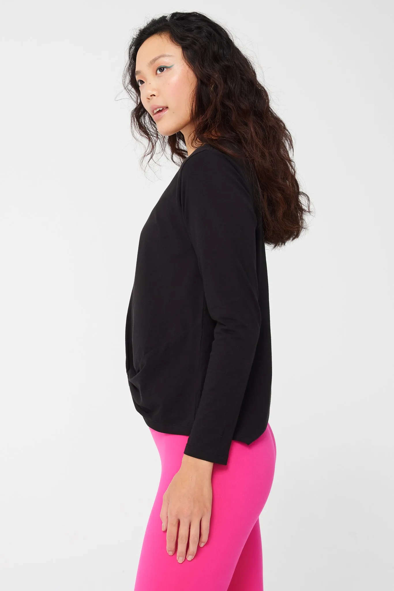 Bliss Twist Front Long Sleeve Tee in New Yorker Black