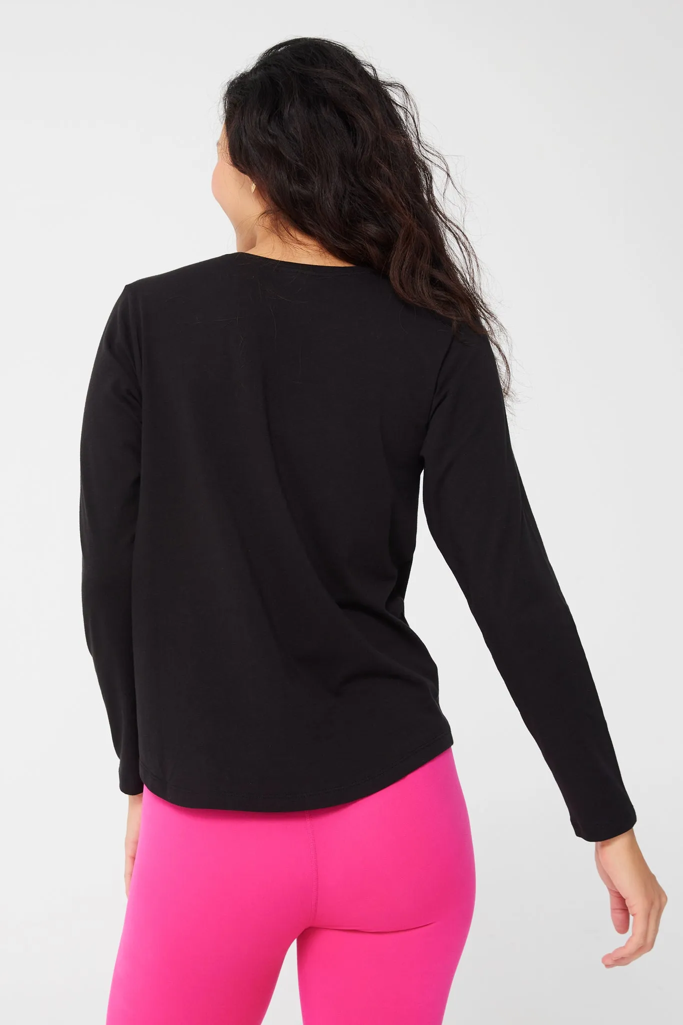 Bliss Twist Front Long Sleeve Tee in New Yorker Black