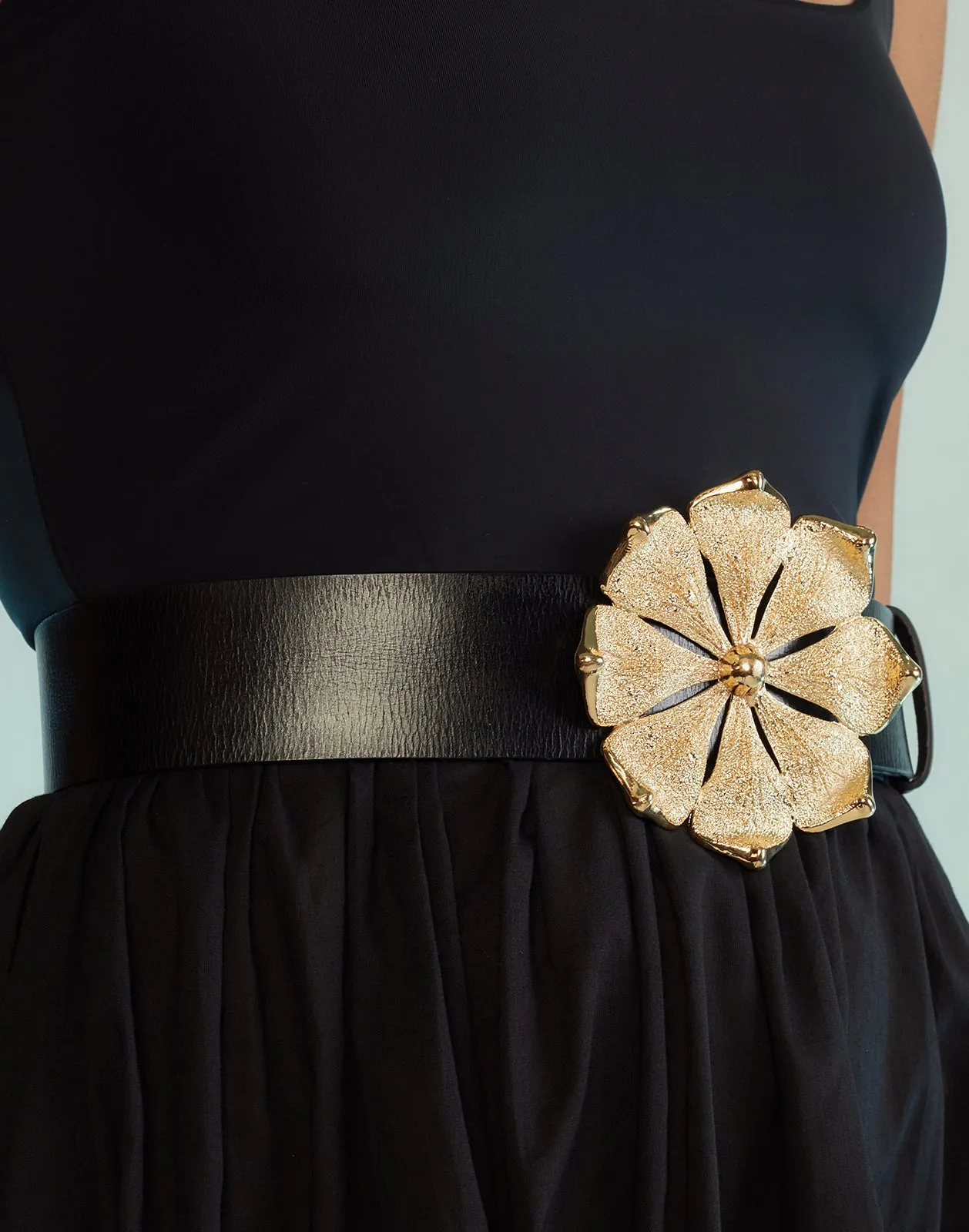 Gold Flower Buckle Belt