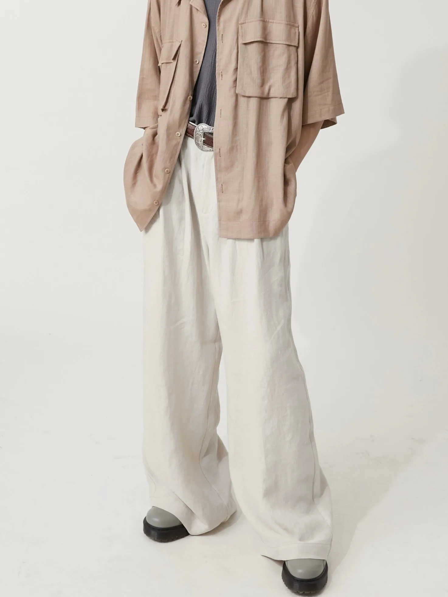 High-Waisted Wide-Leg Linen Trousers