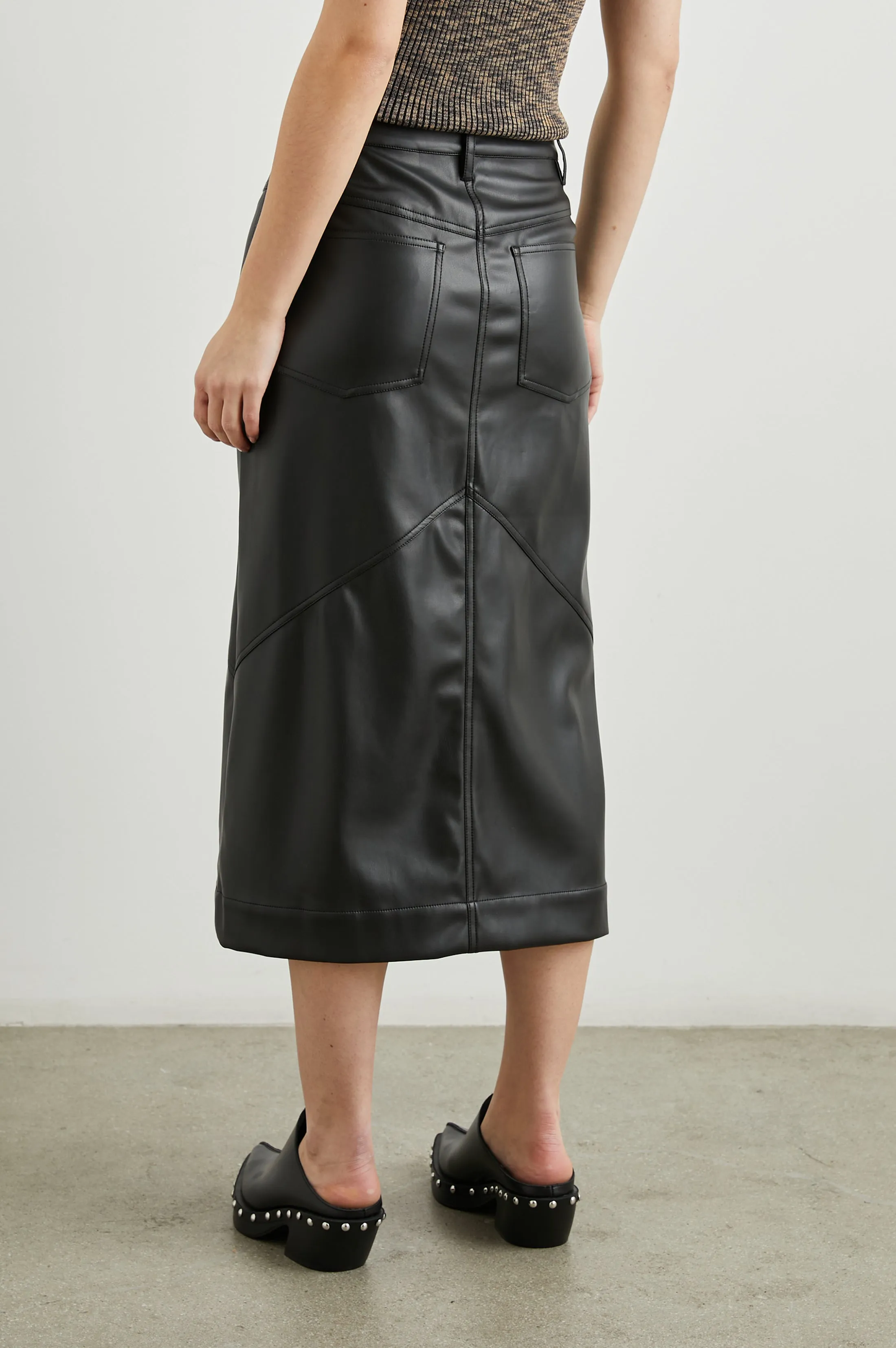 JENNIFER SKIRT - BLACK