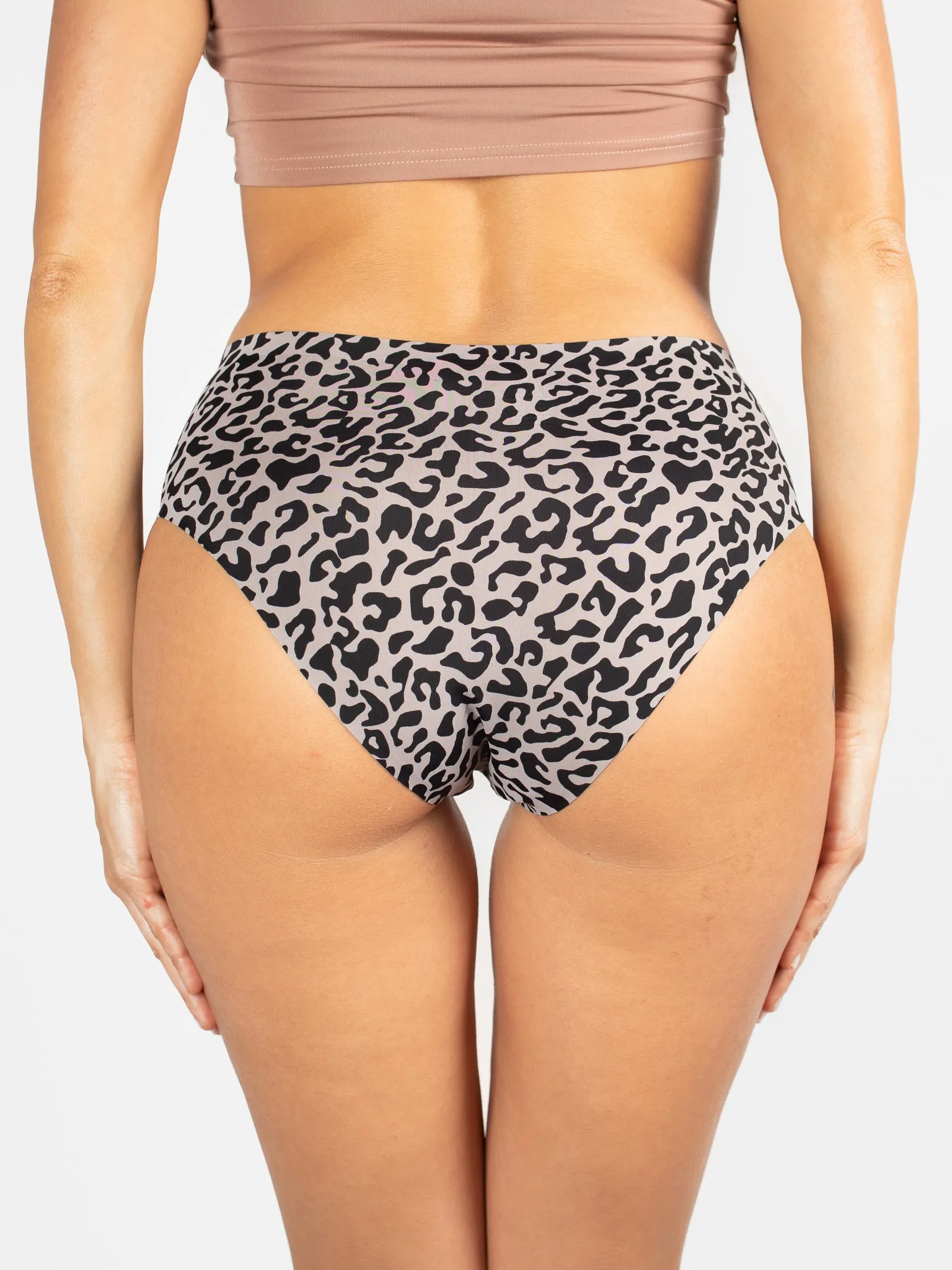 Seamless Leopard Bikini