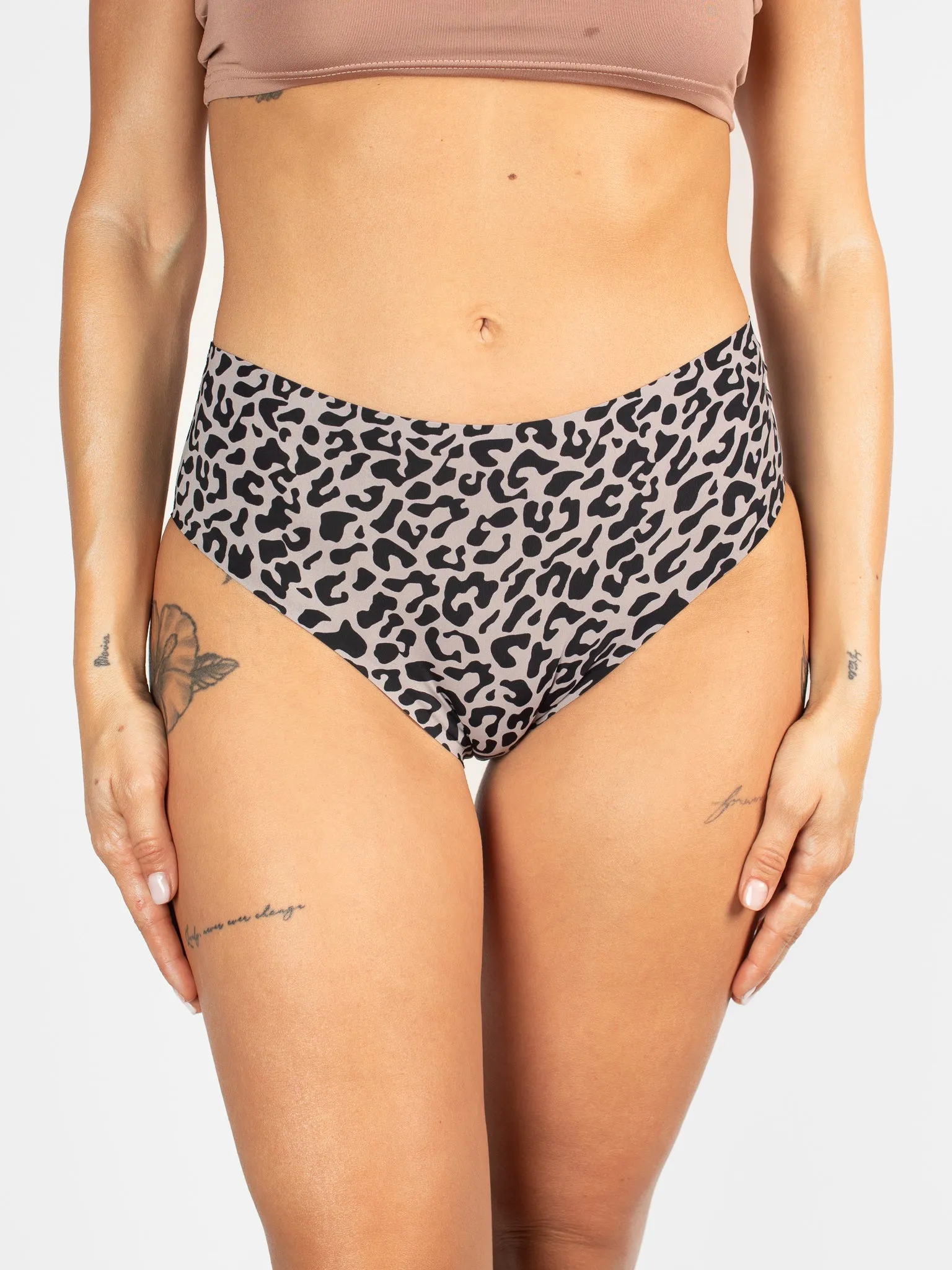 Seamless Leopard Bikini