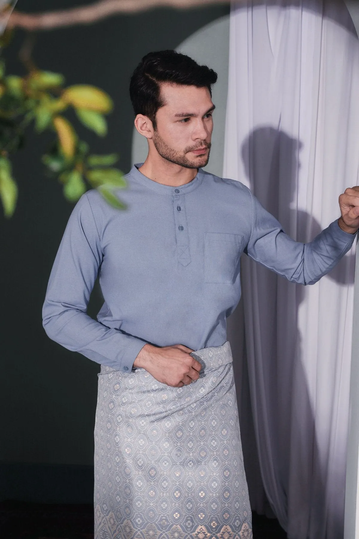 The Bayang Men Baju Melayu Top - Light Pigeon Blue