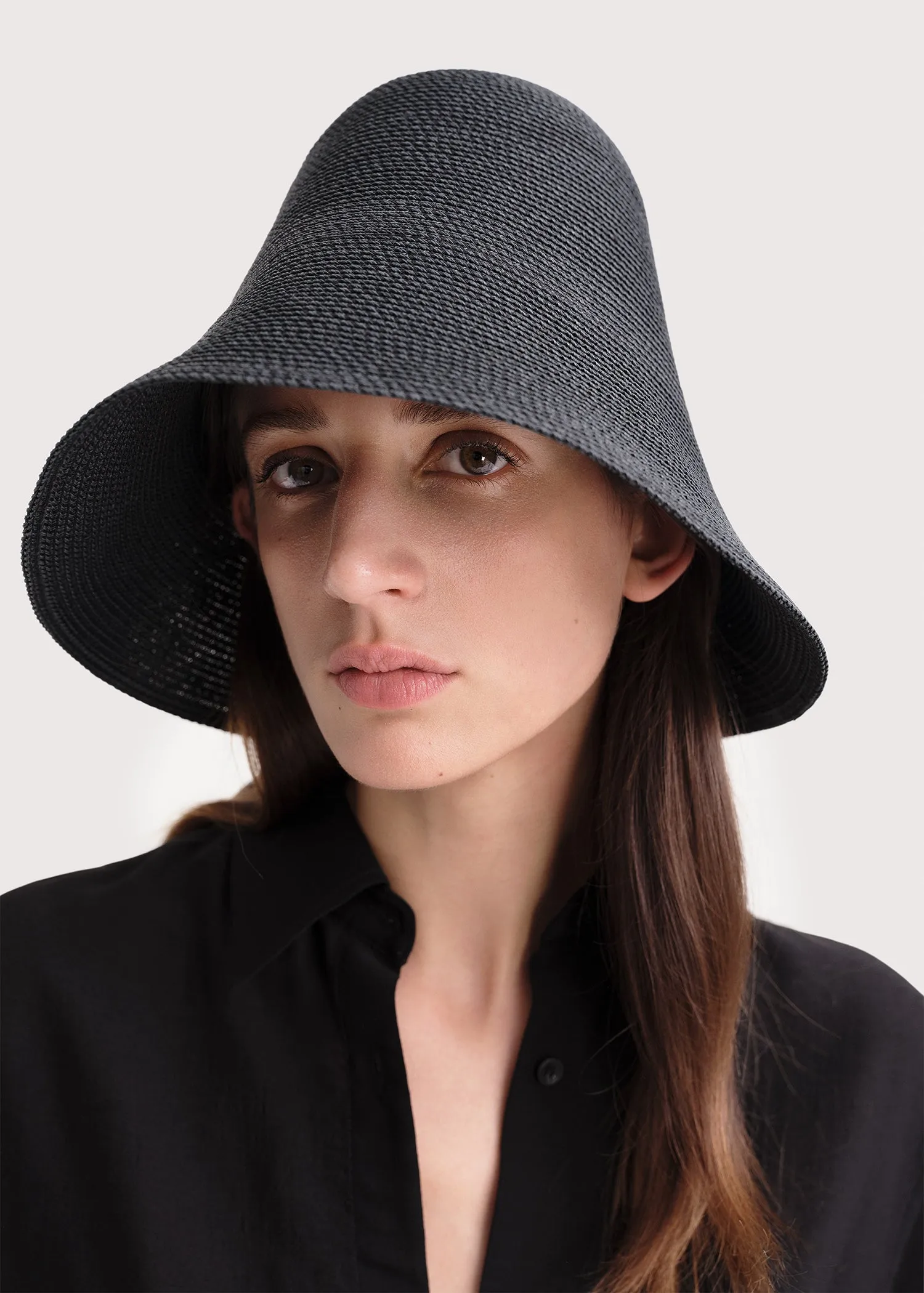 Woven paper straw hat black